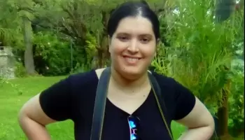 Se contagió de COVID-19 y murió: Su madre denuncia que fue “un crimen”