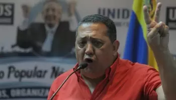 Luis D'Elía: “Hay que poner al pueblo en las calles como hace veintiún años”
