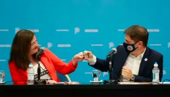 Ante la crisis y el aumento de femicidios, el gobierno bonaerense lanza “ESI con amigues”