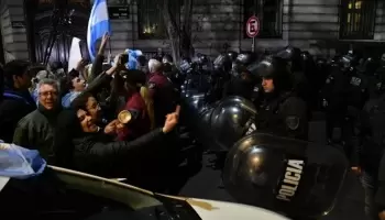 Enfrentamiento en Recoleta: Video casero mostró que La Cámpora inició el ataque contra la Policía