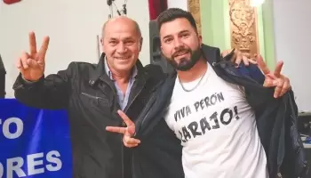 Usando a los municipales y con promesas de paritarias, Mario Secco moviliza en defensa de Cristina
