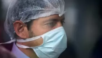 Una licitación expuso el plan de Kicillof para fundir clínicas privadas y comprarlas a precio vil