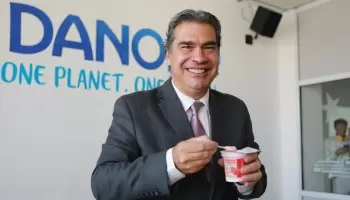 Por capricho, Capitanich dio de baja y no pagó un convenio firmado hace dos años