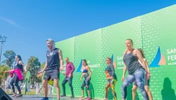 Una multitud entrenó en San Fernando con "Les Mills", el grupo fitness N°1 del mundo