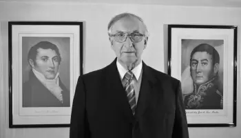 Con la corrupción existente es una farsa la democracia