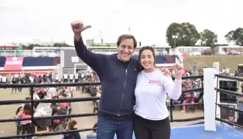 Día de la Madre: Garro y Julieta Quintero encabezaron homenaje a mujeres líderes barriales