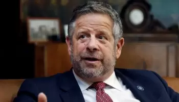 “Rubinstein ha demostrado incapacidad e impericia en la función pública”