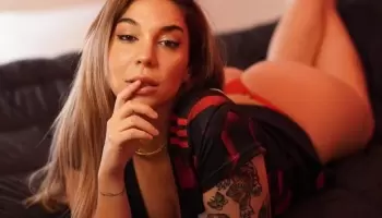 Luciana Milessi le dejó un regalo caliente al mundialista Julián Álvarez