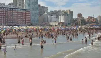 “Más del 80 por ciento de los argentinos no se toma vacaciones”