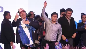 “Los políticos nos están llevando a jugar en la D”