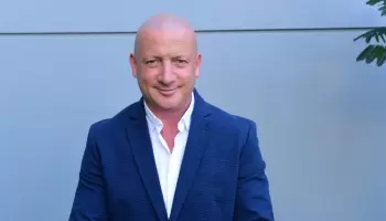 “Según el INDEC, el 90 por ciento de los argentinos cobra menos de 90 mil pesos”