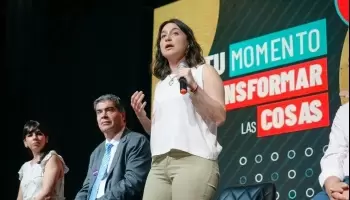 La ministra de Desarrollo Social de Capitanich se sumó a un piquete en su contra