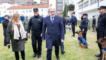 Aníbal Fernández le pagará casi 3 millones de dólares a una empresa vinculada a los Pandora Papers