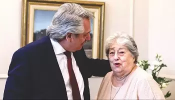 Alberto Fernández le dio a las Madres de Plaza de Mayo un edificio de la Armada