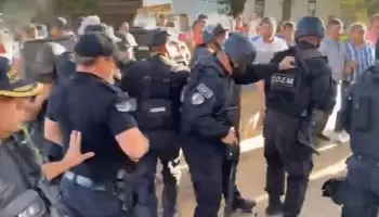 Violenta represión a vecinos de Corrientes que pedían seguridad