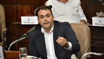 La Plata: “El chofer de taxi no quiere aumentar la tarifa, pero le es imposible llegar a fin de mes”