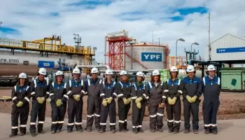 Una comitiva de diputados nacionales visitó la planta de YPF de Vaca Muerta