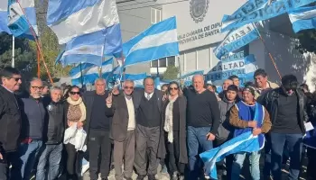 Alejandro Amor visitó Santa Cruz y apostó a la unidad junto a municipales de todo el país