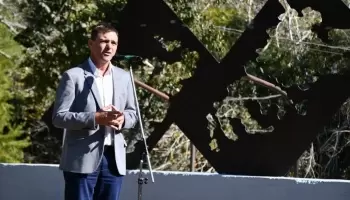 Intendente radical le pagó 4 millones al grupo Ráfaga