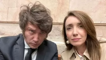 Mercedes: El referente de la negacionista Victoria Villarruel milita para Wado de Pedro