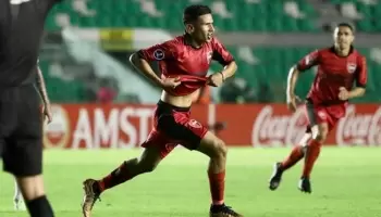 Argentinos y Newell's dan la nota aunque la atención se la lleven otros