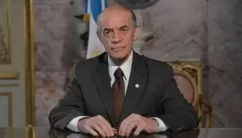 Jean Pierre Noher: “Una de las cosas que más me costó interpretar de De la Rúa era su soledad”
