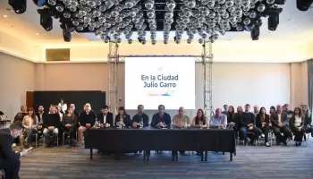 Julio Garro: “Si hacemos experimentos corremos el gran riesgo de entregarle la ciudad al oficialismo”