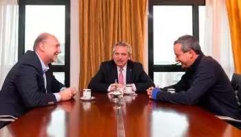 El intendente Pablo Javkin pasó a planta a varios funcionarios y candidatos de su gestión