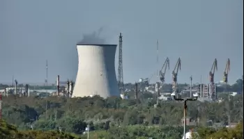 Ex trabajadores de la petroquímica Mosconi: “Con la privatización, 650 personas fueron despedidas”
