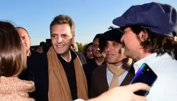 Según ocho encuestas, Massa es el candidato más votado y JxC el espacio más elegido