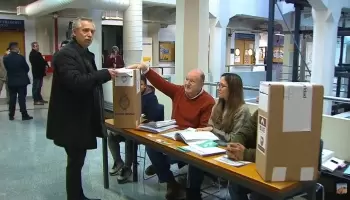 Alberto Fernández votó en Puerto Madero: “Vamos a esperar los datos en Olivos”