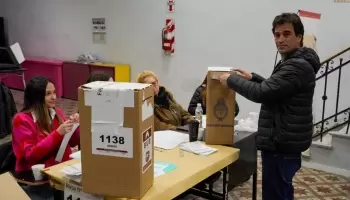 Votó Gabriel Solano: "Esperamos que la izquierda pueda canalizar el voto bronca"