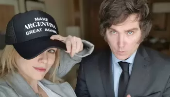 Lilia Lemoine denunció que filtraron fotos de su DNI desde el RENAPER
