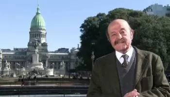 Julio Bárbaro: “Santa Fe desnuda la debilidad de un peronismo destruido metódicamente”