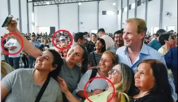 Acusan a Gustavo Bordet de hacer uso político de la entrega de viviendas