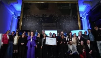 Moreau distinguió al Equipo Argentino de Antropología Forense por su aporte a los Derechos Humanos