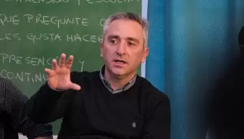 Andrés Larroque echó a una asistente social que denunció violaciones a los derechos humanos