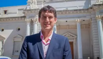 Candidato de Milei pide cortar boleta en la categoría a presidente: "No me representa"