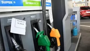Corrida cambiaria y falta de combustibles: “Se busca generar el estallido y el conflicto”