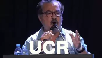“Milei se acostó anticasta y se levantó antikirchnerista”