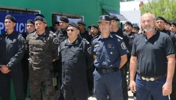 Estafa piramidal: Movilización al palacio, operativo policial y silencio de Mario Secco