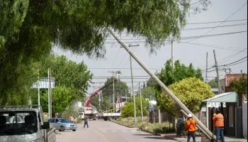 Importante operativo: EDES restableció el servicio a más del 50 por ciento de los bahienses