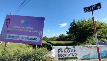 Los Hornos: Denuncian que “ESUR elimina desechos de los camiones al arroyo Regimiento”