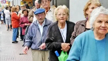 PAMI ante el DNU: "Hay mucha preocupación sobre los medicamentos de venta libre"