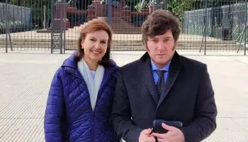 Milei convirtió al DNI no binario en un impedimento para viajar