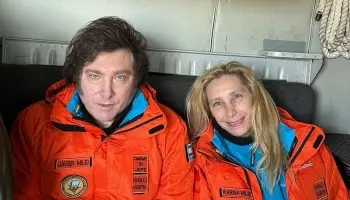 Para Perfil, el paso de Milei por la Antártida Argentina fue un viaje al exterior