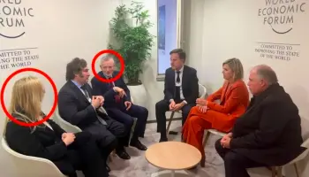 Ya son dos los funcionarios del gobierno que viajaron a Davos en forma clandestina