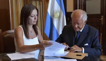 El gobierno de Javier Milei firmó un convenio con el polémico pediatra Abel Albino