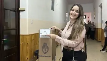 El proyecto de derogación del aborto legal fue escrito en la PC del padre de la diputada Bonacci