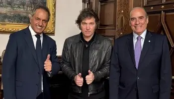El insólito programa del gobierno que le regala 200 dólares a cada visitante extranjero